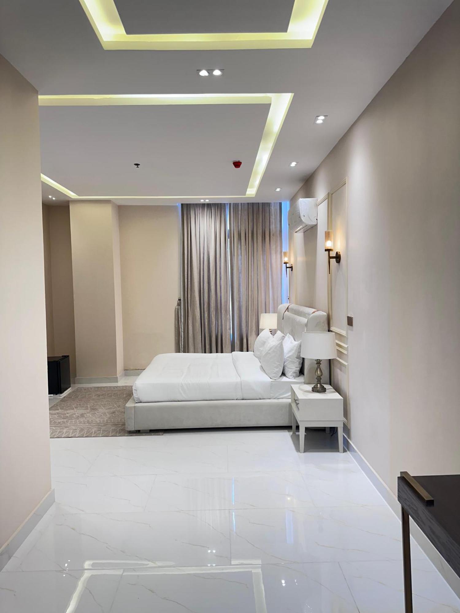 Pavilion Suites - Premium Aparthotel In Bahria Town ラーワルピンディー エクステリア 写真