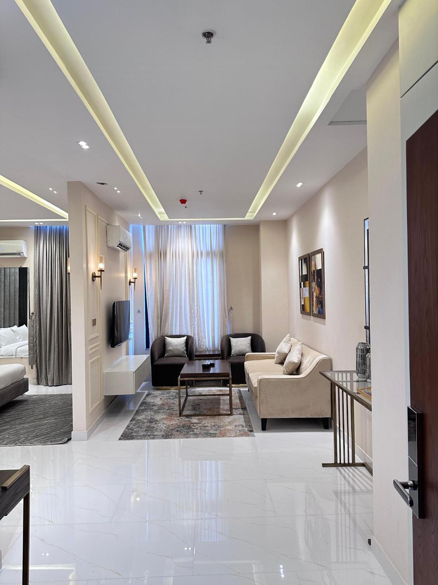 Pavilion Suites - Premium Aparthotel In Bahria Town ラーワルピンディー エクステリア 写真