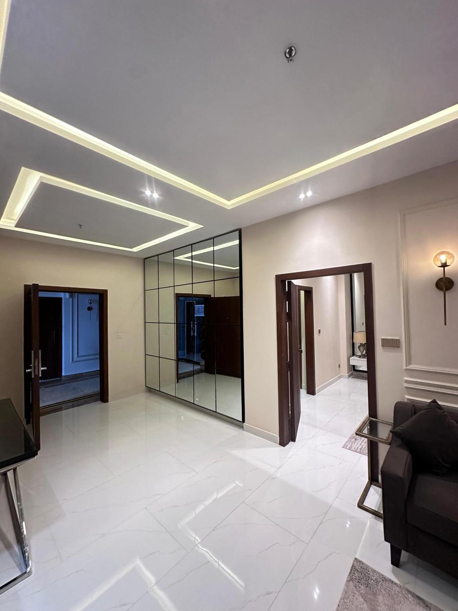 Pavilion Suites - Premium Aparthotel In Bahria Town ラーワルピンディー エクステリア 写真