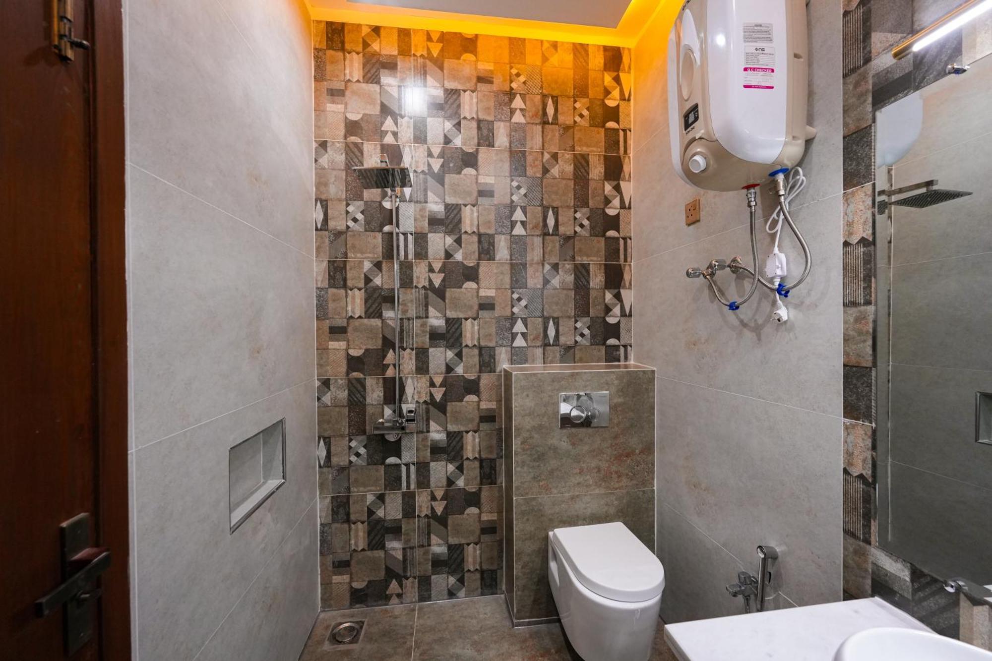 Pavilion Suites - Premium Aparthotel In Bahria Town ラーワルピンディー エクステリア 写真