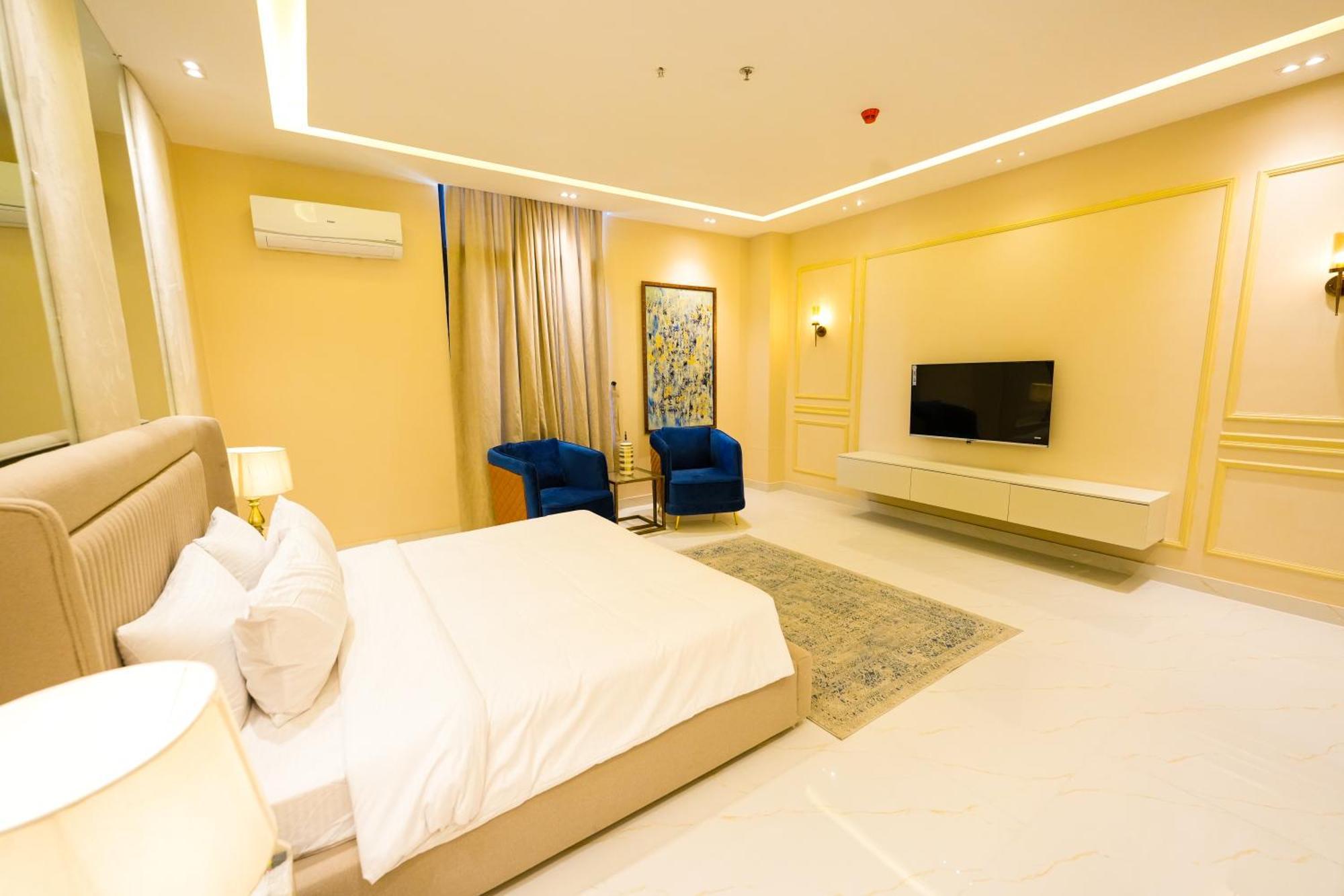 Pavilion Suites - Premium Aparthotel In Bahria Town ラーワルピンディー エクステリア 写真