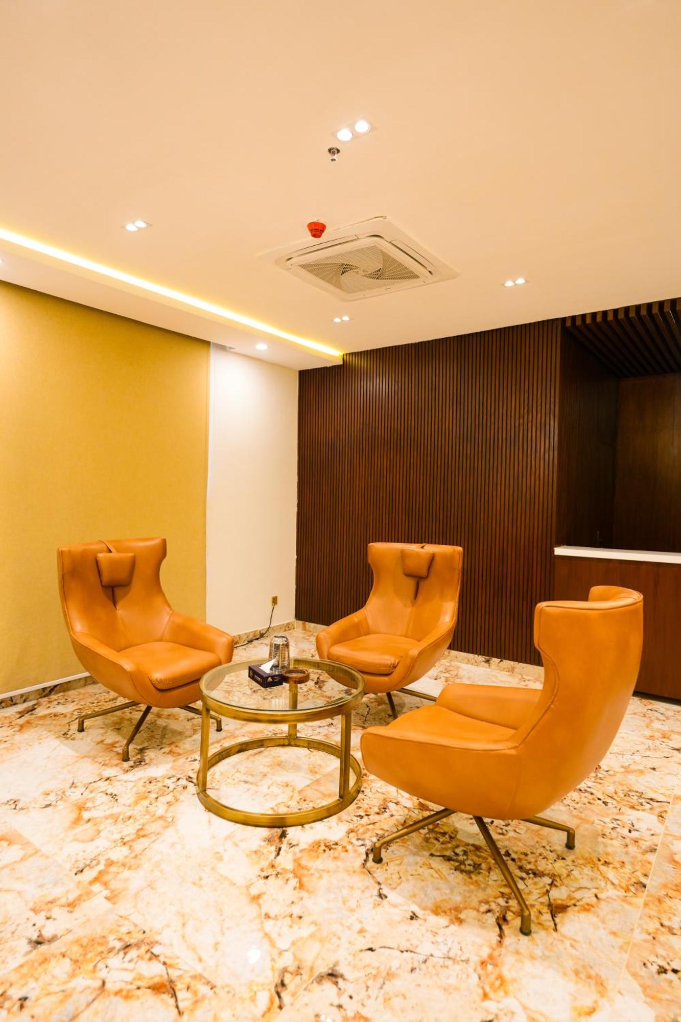 Pavilion Suites - Premium Aparthotel In Bahria Town ラーワルピンディー エクステリア 写真