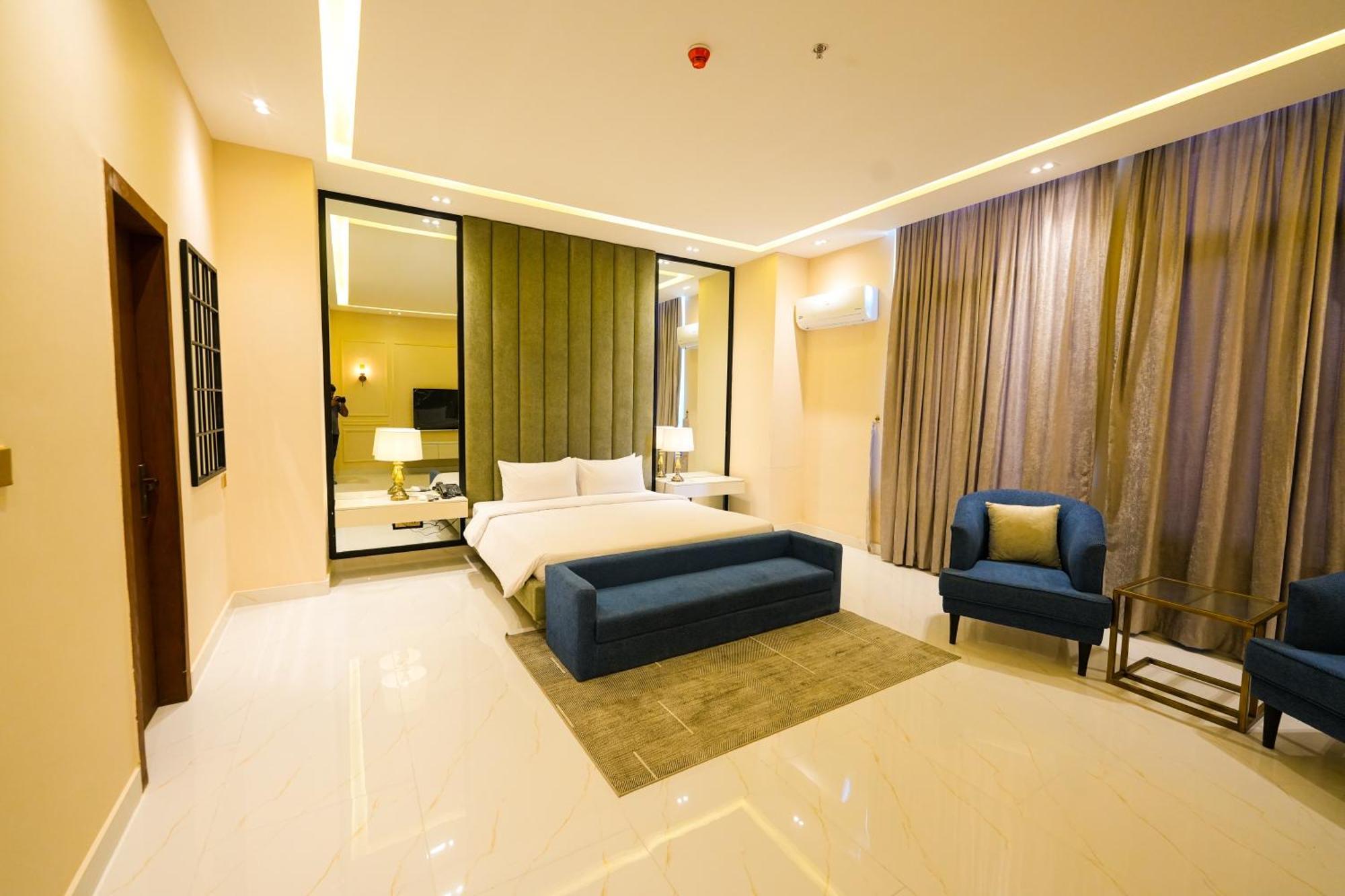 Pavilion Suites - Premium Aparthotel In Bahria Town ラーワルピンディー エクステリア 写真