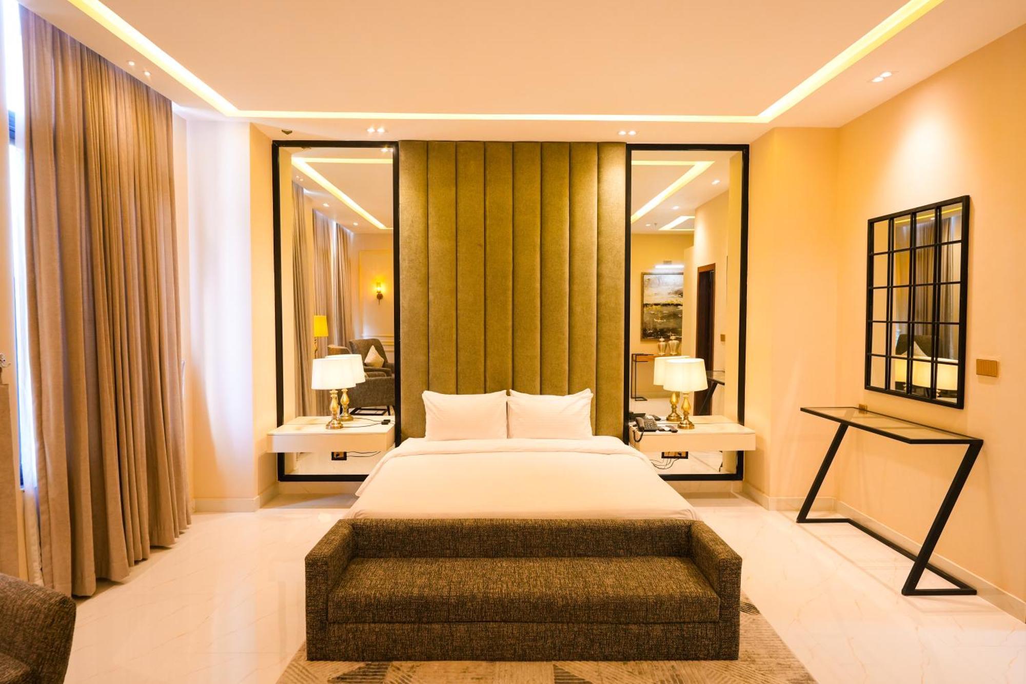 Pavilion Suites - Premium Aparthotel In Bahria Town ラーワルピンディー エクステリア 写真
