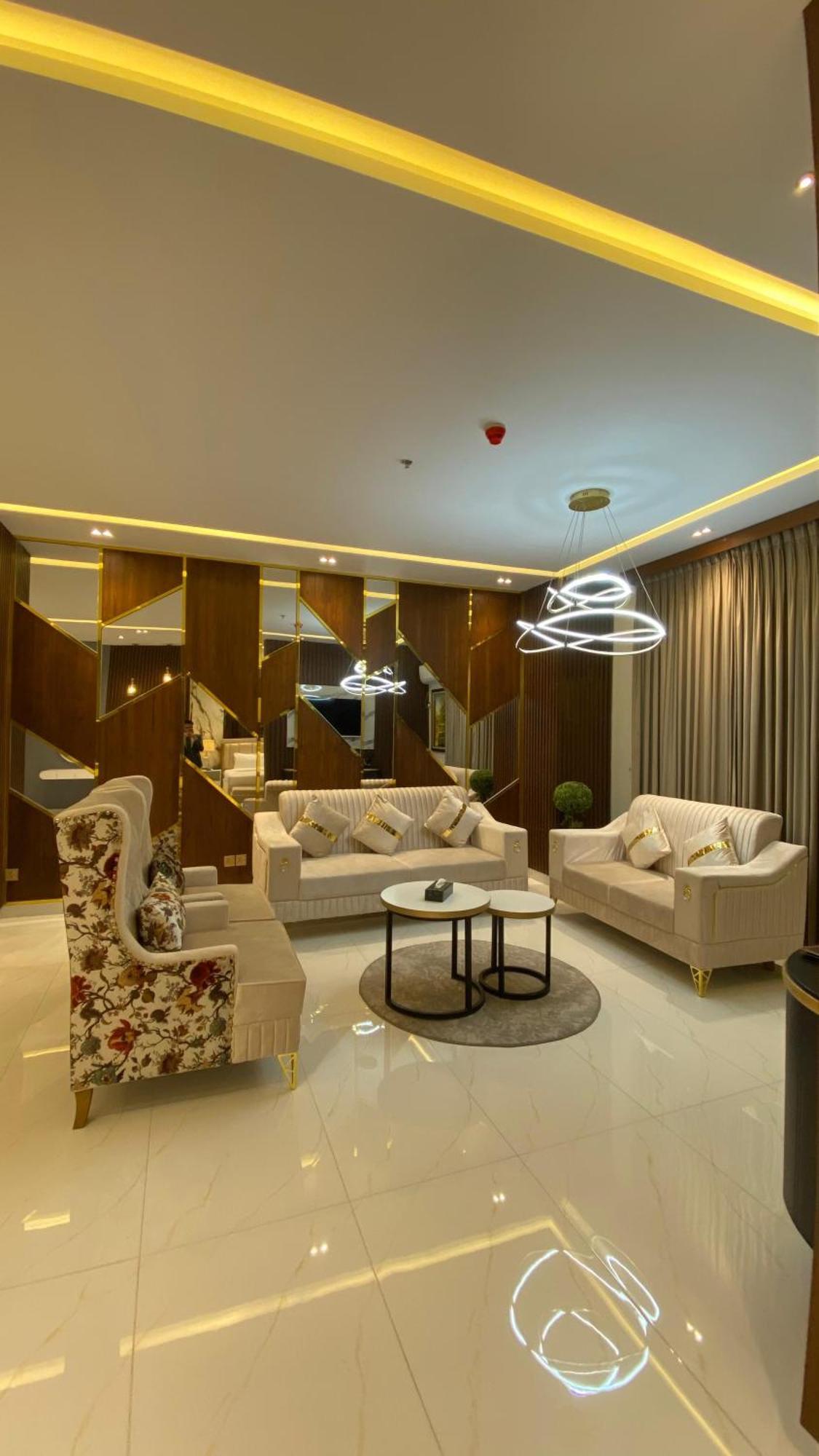 Pavilion Suites - Premium Aparthotel In Bahria Town ラーワルピンディー エクステリア 写真